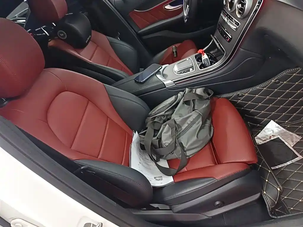 Mercedes-Benz GLC Coupe 2023 Model GLC 300 4MATIC Coupe SUV фото 25