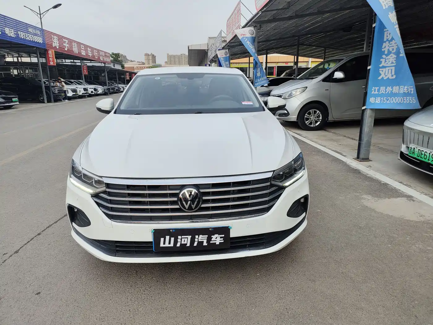 Volkswagen Lavida 2024 Model 1.5L Automatic Delight Edition фото 2