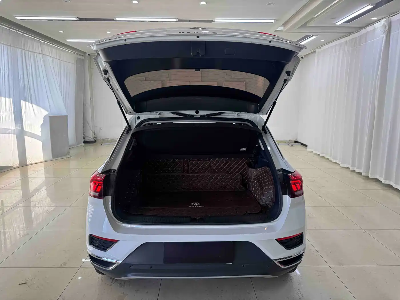 Volkswagen T-ROC 2022 280TSI DSG 2WD Comfort PLUS фото 20
