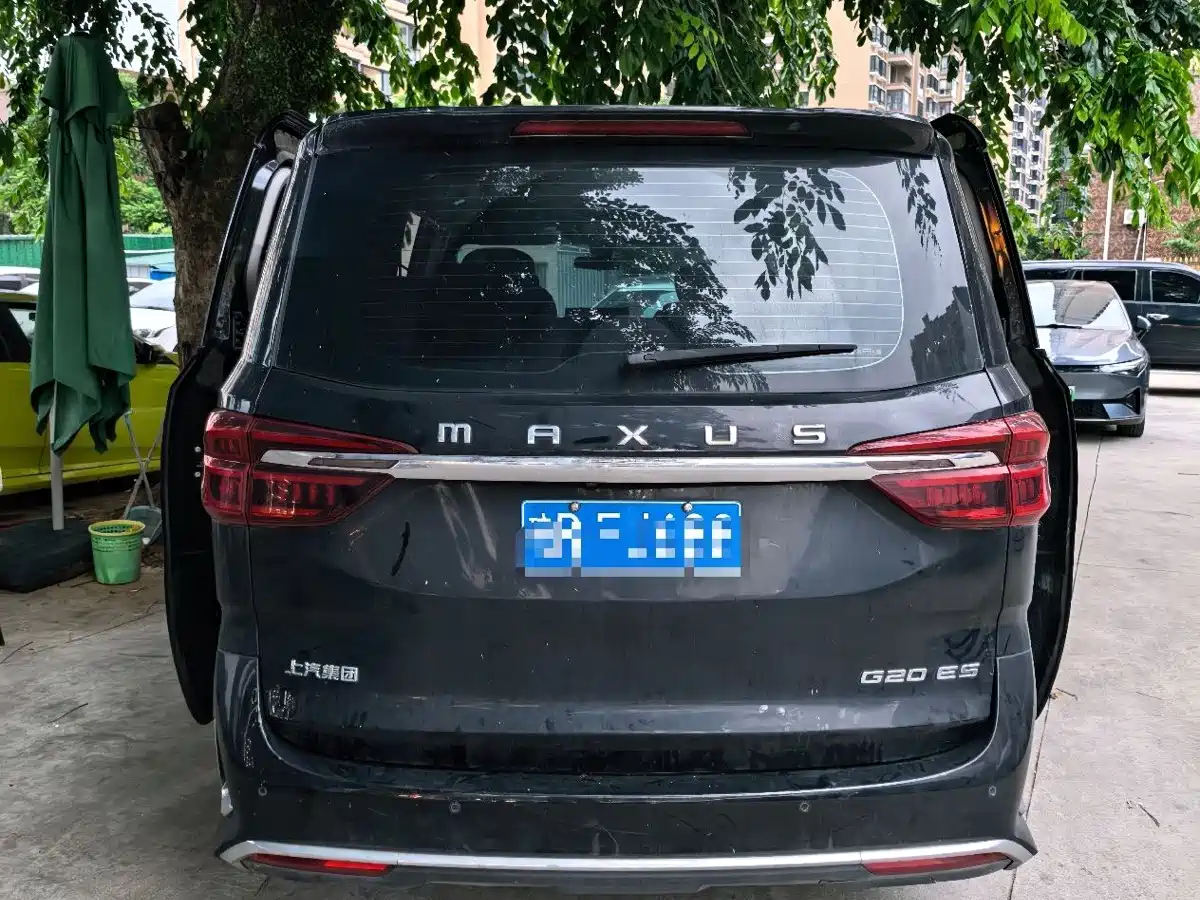SAIC Maxus Maxus G20 2023 2023 ES 2.0T Gasoline Automatic Premium Edition