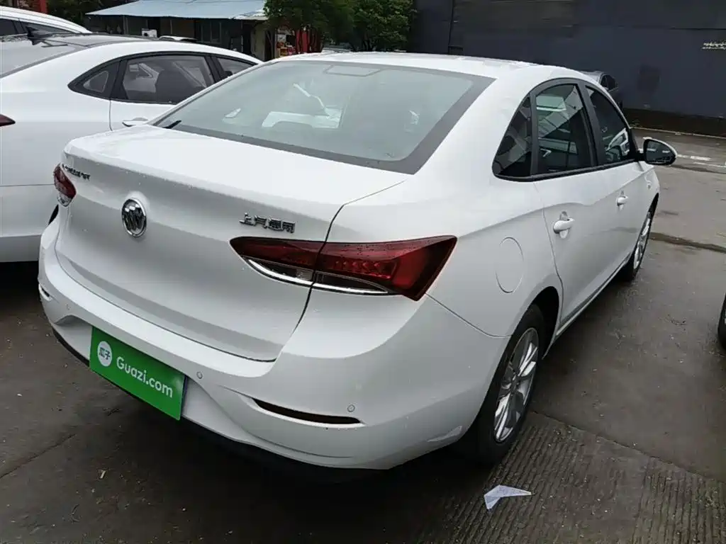 Buick Excelle 2021 Facelift Exemplar 1.5L Auto Progressive фото 7