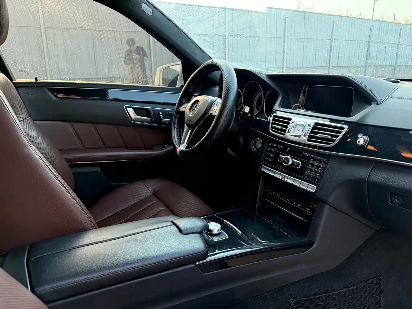 Mercedes-Benz E-Class 2014 E 300 L Sport Luxury фото 23