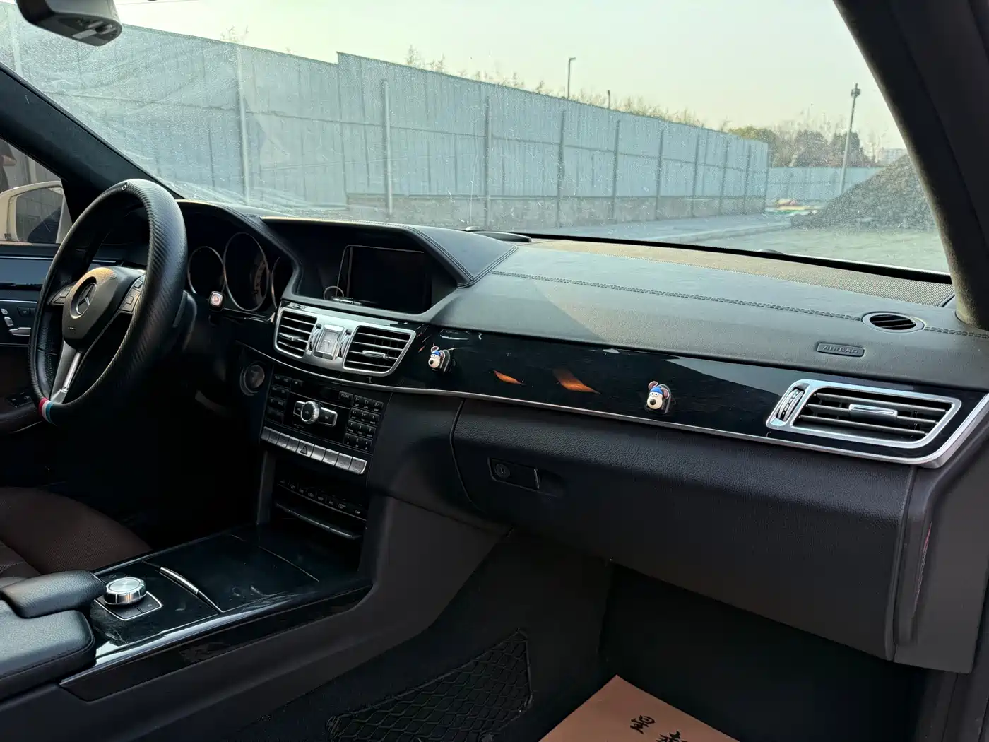 Mercedes-Benz E-Class 2014 E 300 L Sport Luxury фото 24