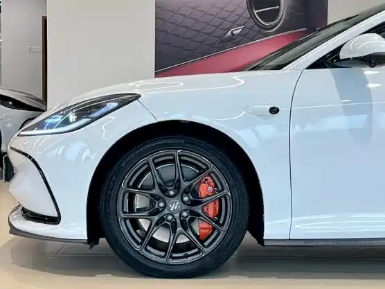 2025 IM Motors IM L6