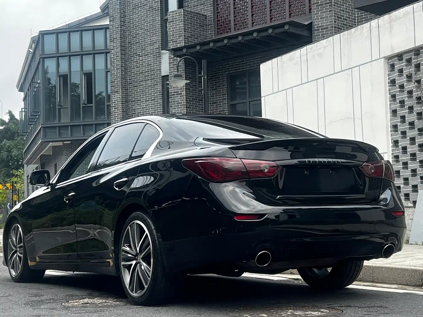 Infiniti Q50L 2015 2.0T Sport фото 15