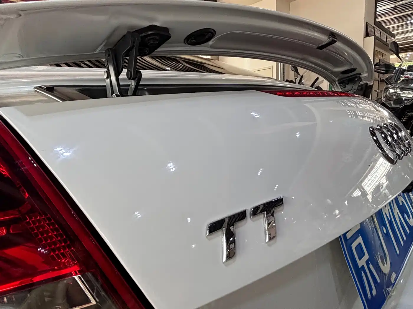 Audi TT 2011 TT Coupe 2.0TFSI фото 6