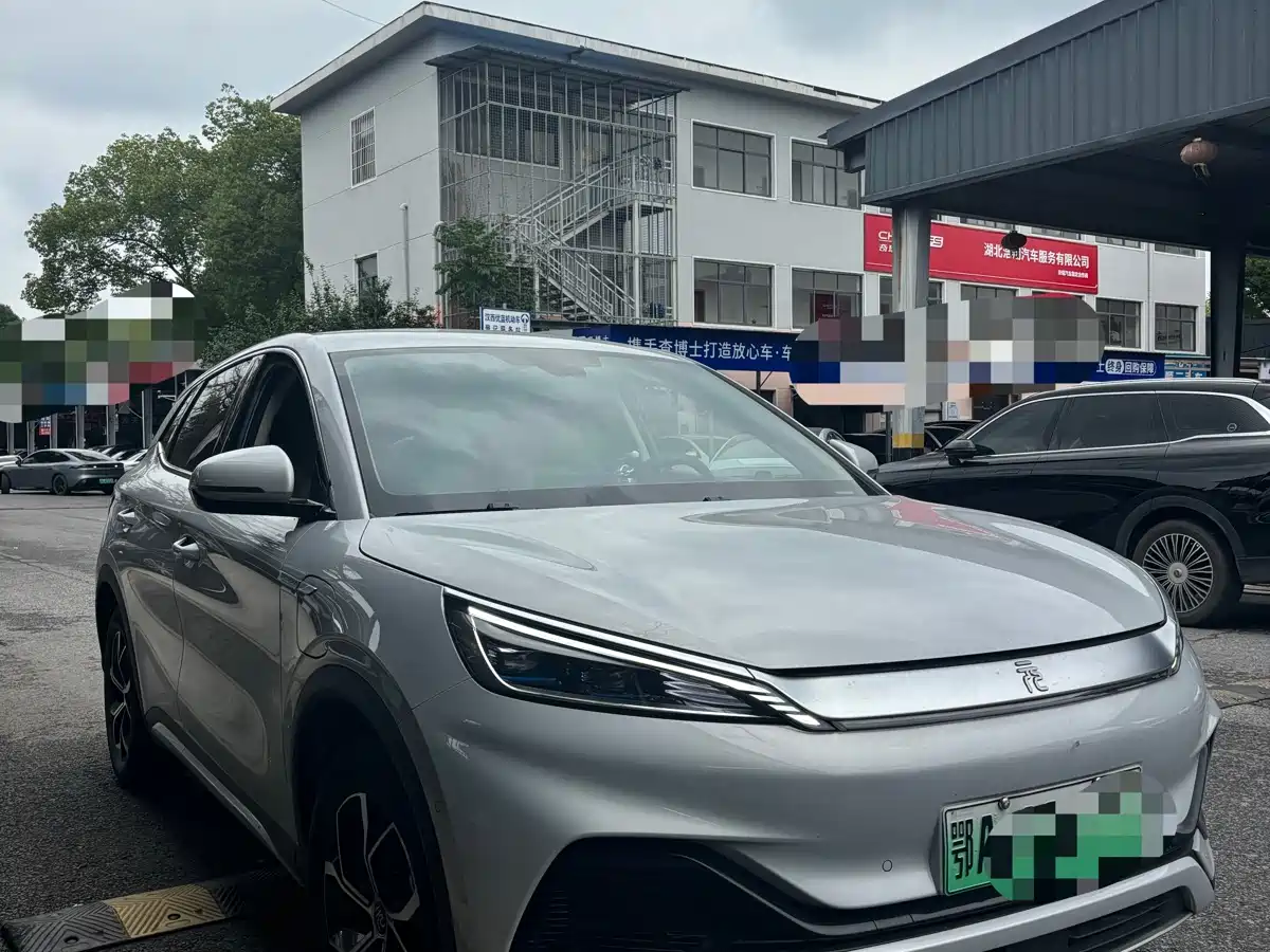 BYD Yuan PLUS 2024 Glory Edition 510KM Leading фото 3