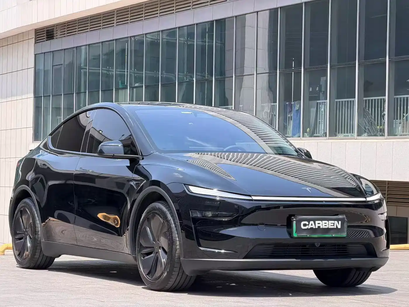 Tesla Model Y 2025 Rear-Wheel Drive фото 3