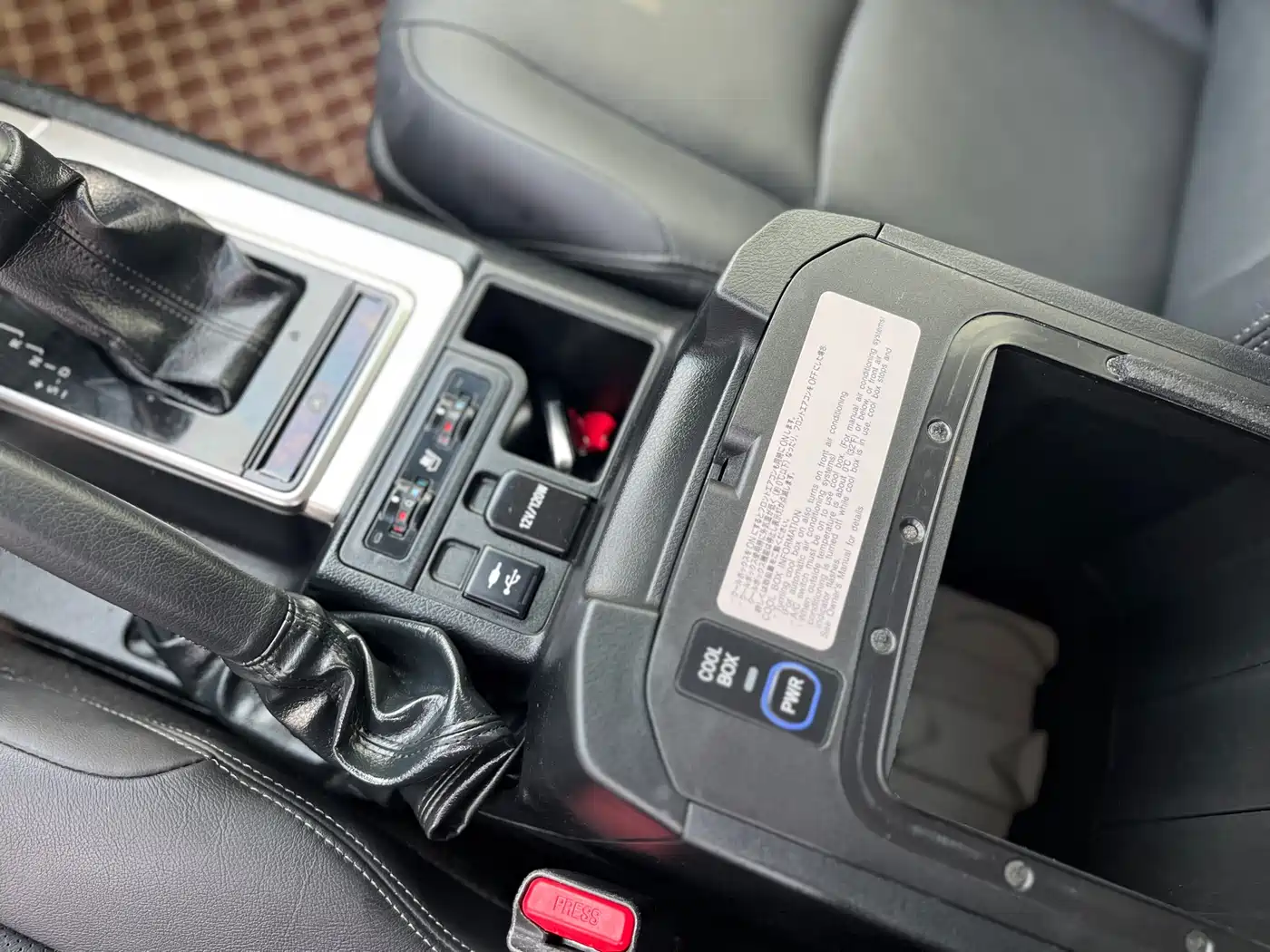 Toyota Prado 2019 3.5L Automatic TX-L Zunxiang Edition фото 12