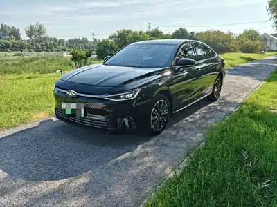 Chery Fulwin A8
