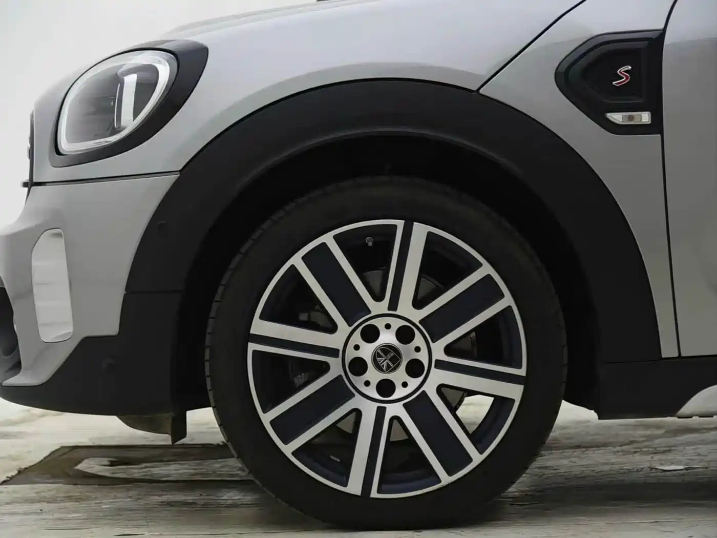 MINI COUNTRYMAN 2023 2023 Facelift 2.0T COOPER S ALL4 Connoisseur