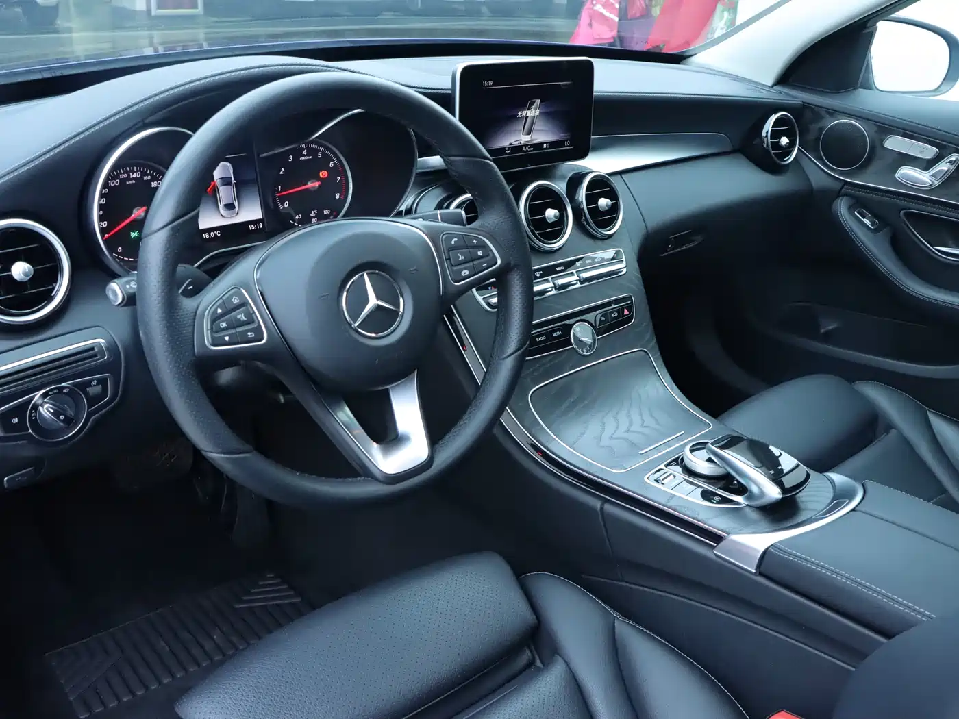 Mercedes-Benz C-Class 2017 Facelift C 200 L Sport Edition фото 6
