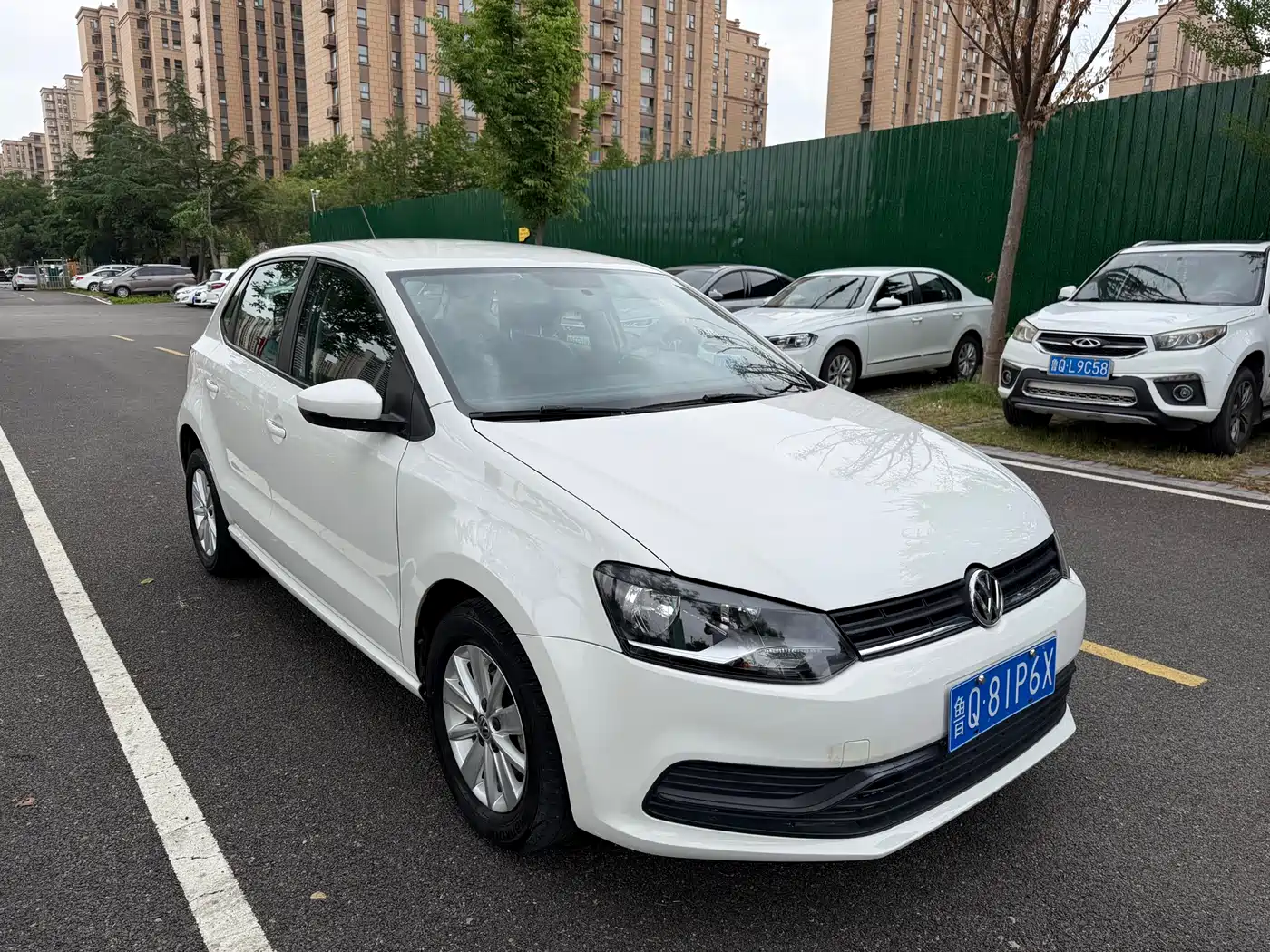 Volkswagen Polo 2016 1.4L Automatic Trend фото 3