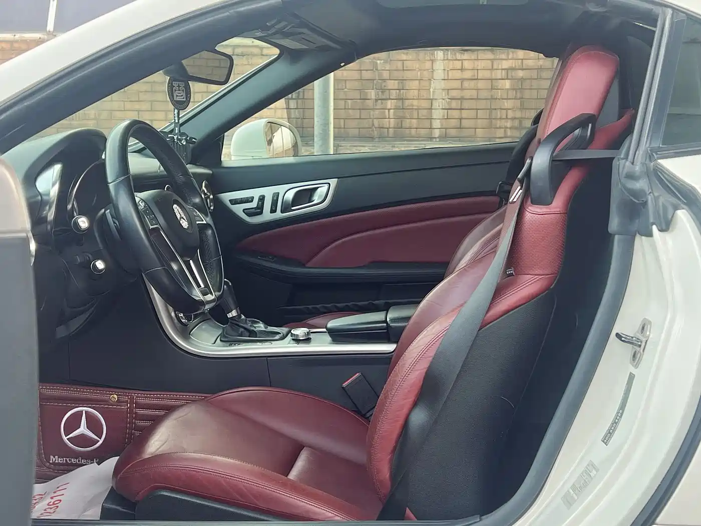 Mercedes-Benz SLK-Class 2011 SLK 200 Fashion фото 10