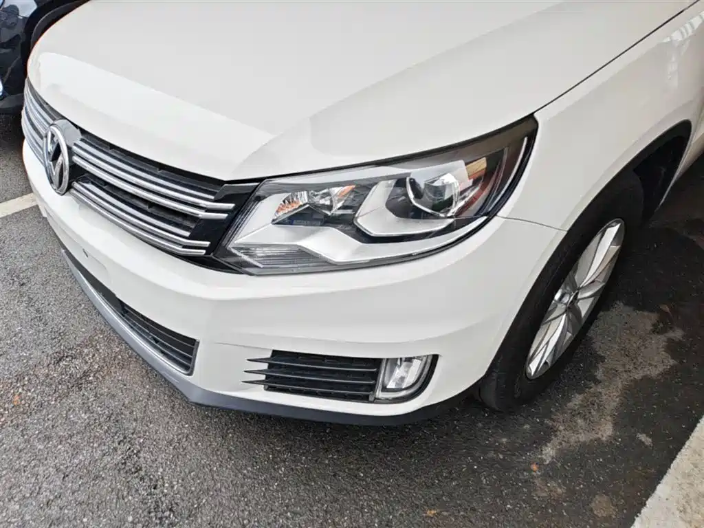 Volkswagen Tiguan 2015 1.8TSI Automatic 2WD Comfortline фото 24