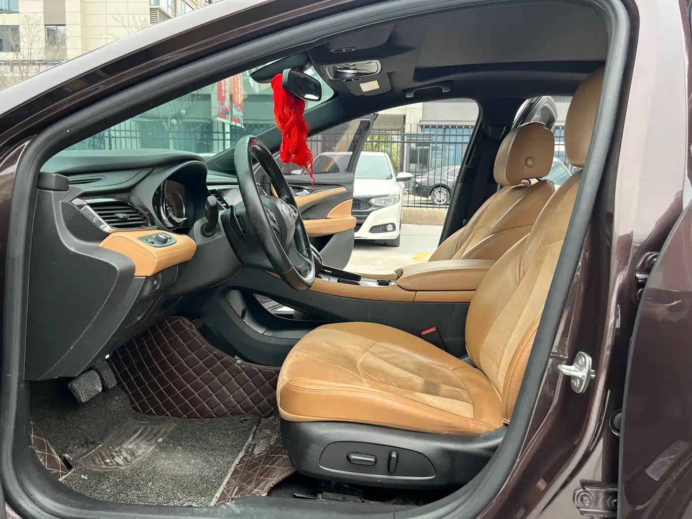 Buick LaCrosse 2018 Model 28T Elite Edition фото 14