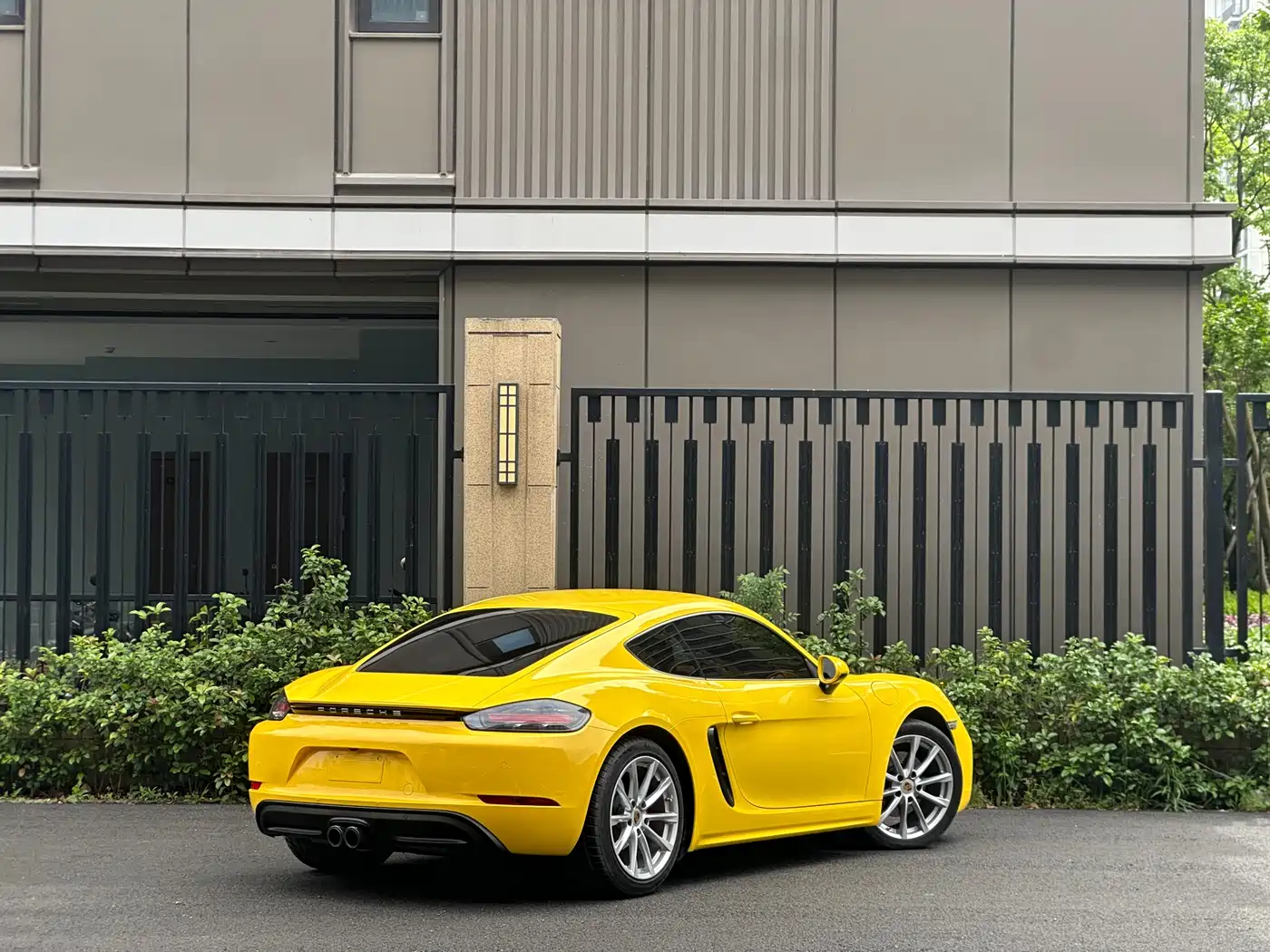 Porsche 718 2018 Cayman 2.0T фото 4