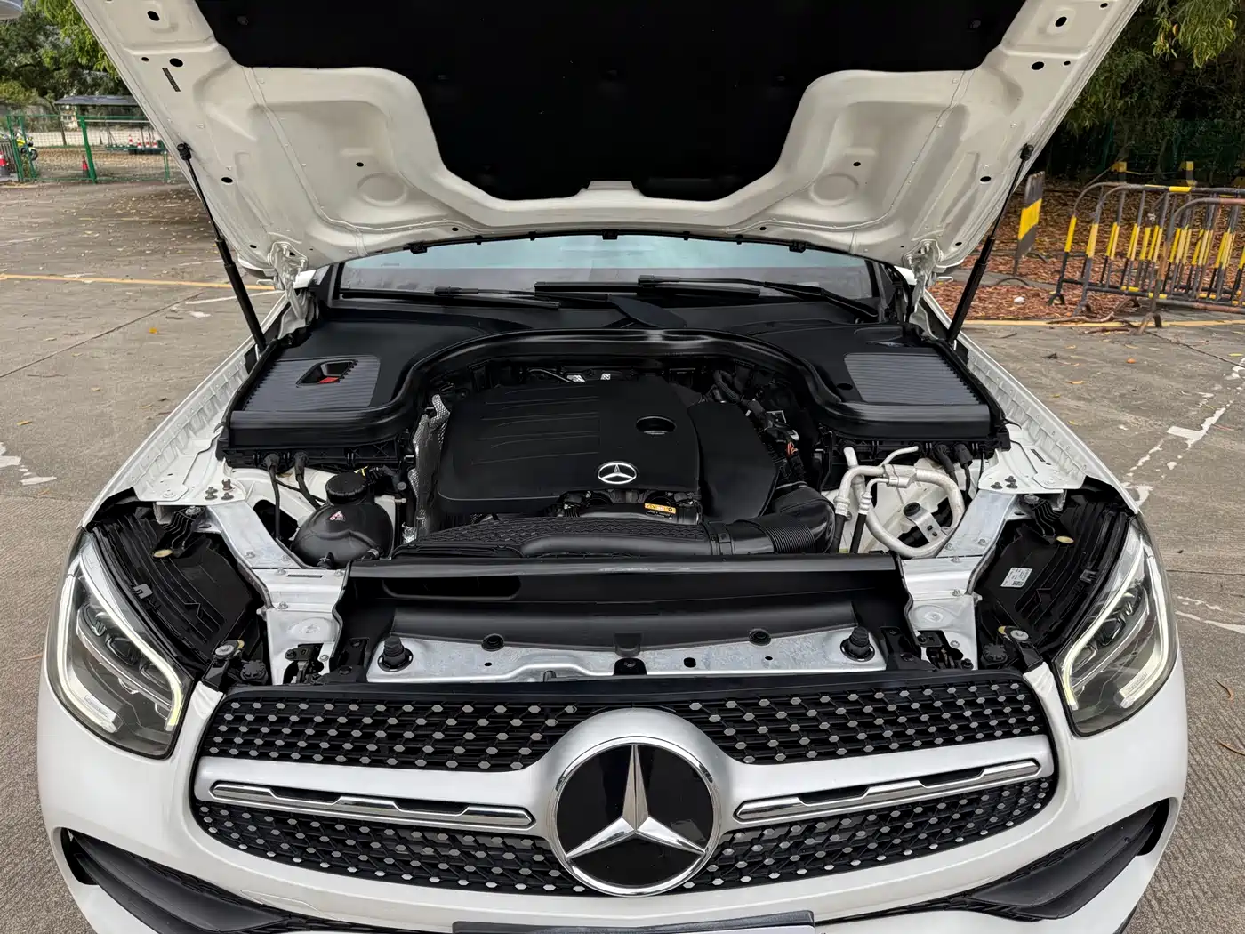 Mercedes-Benz GLC 2020 Facelift GLC 260 L 4MATIC Luxury фото 12