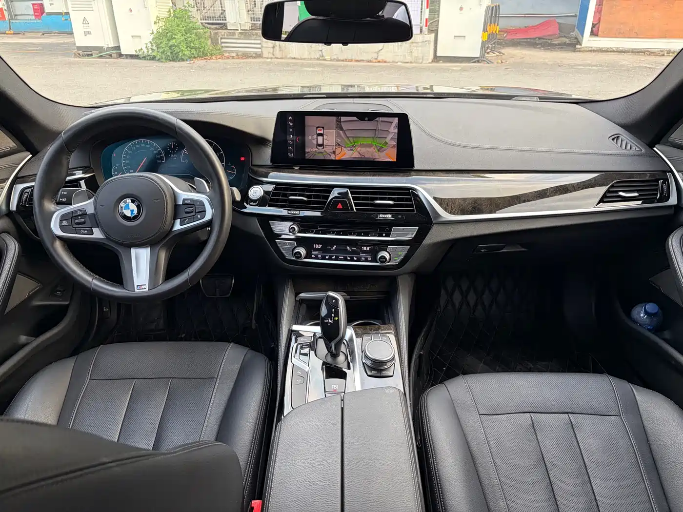 BMW 5 Series 2019 530Li Premium M Sport Package фото 12