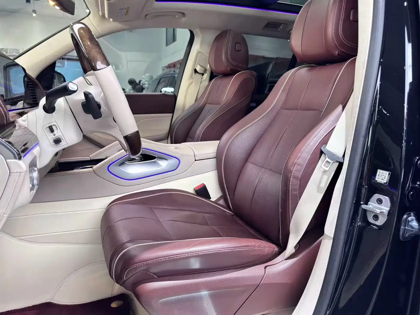 MERCEDES-BENZ MAYBACH GLS