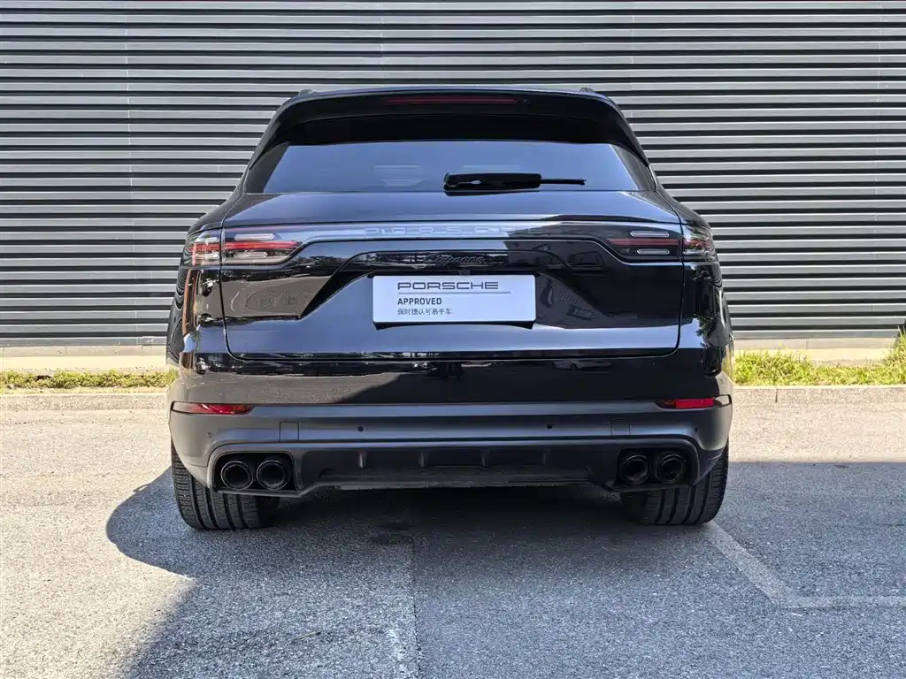 Porsche Cayenne New Energy 2021 Cayenne E-Hybrid 2.0T фото 4