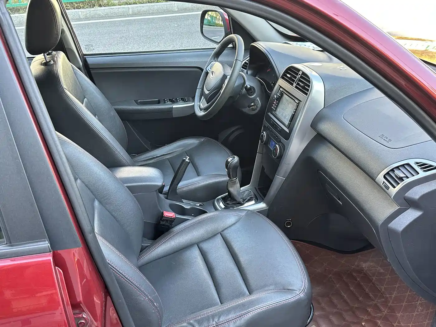 Chery Tiggo 3 2016 2015 1.6L Manual Zhi Shang Memorial Edition