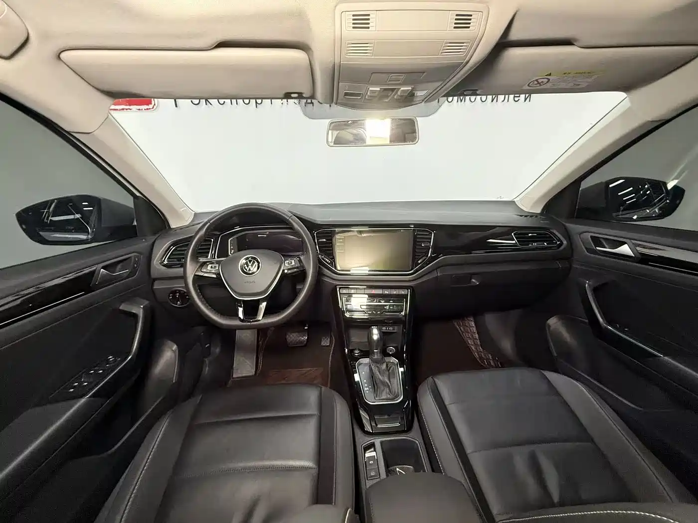 Volkswagen T-ROC 2022 280TSI DSG 2WD Comfort PLUS фото 10