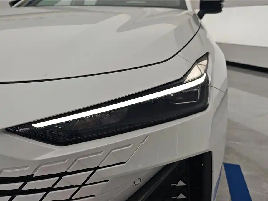 Changan UNI-V 2026 2024 1.5T High Performance Edition