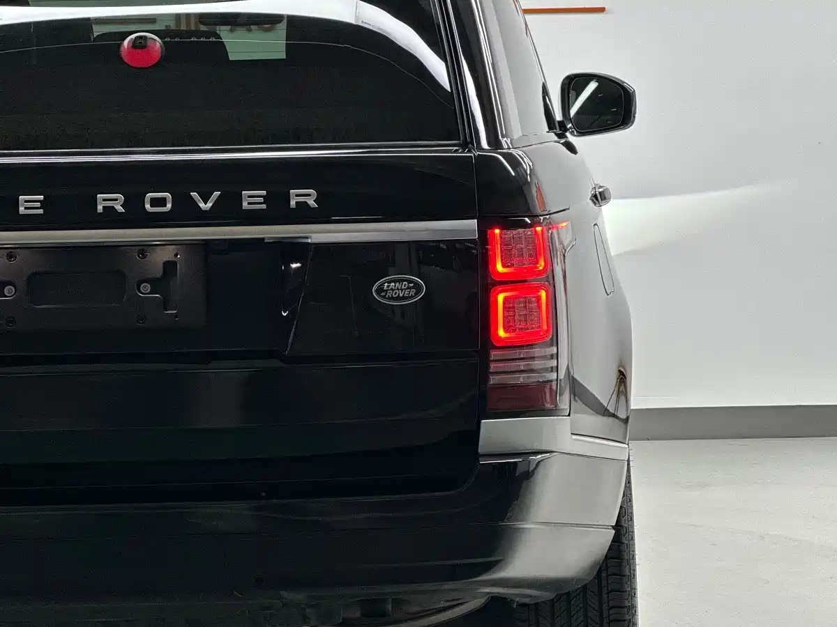Land Rover Range Rover 2015 3.0 SC V6 Obsidian Limited Edition фото 9