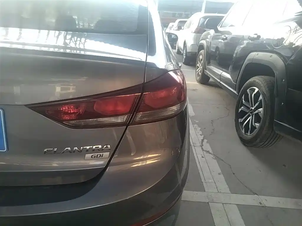 HYUNDAI LEAD
