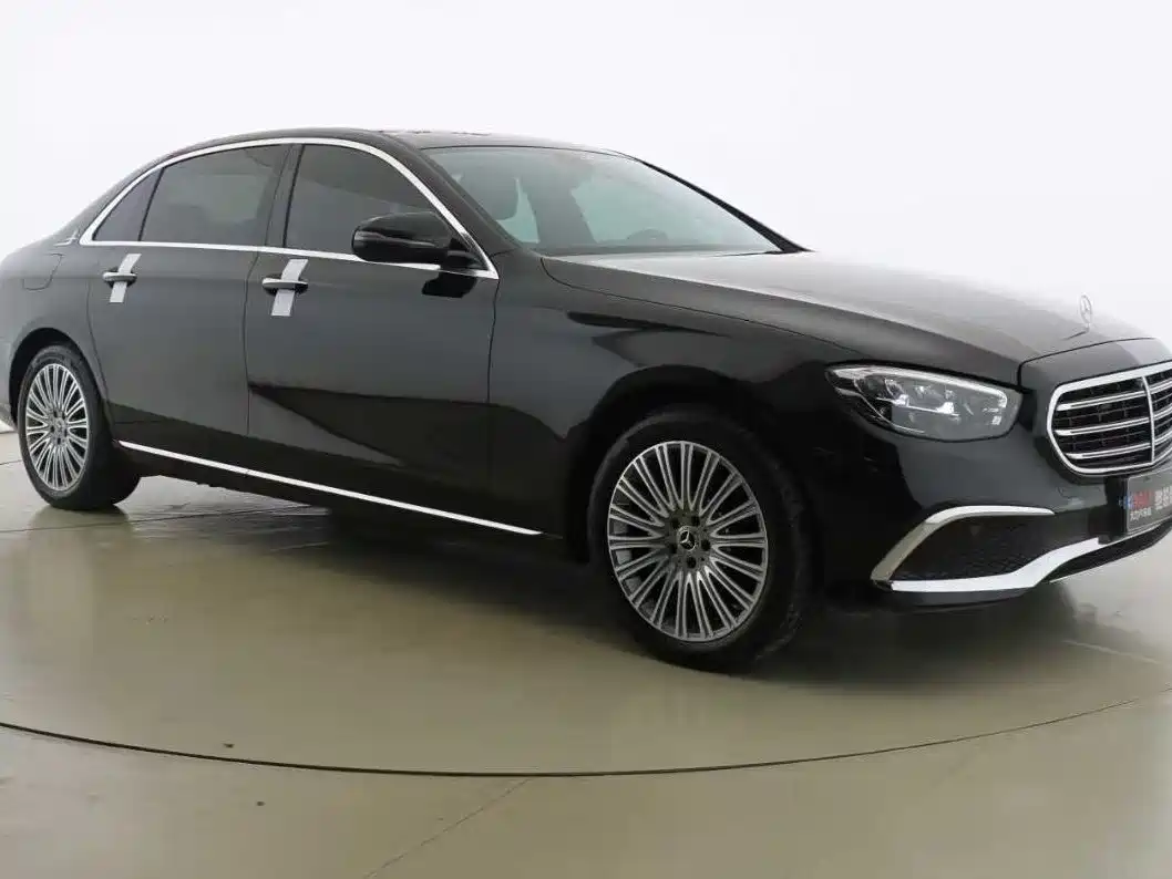 Mercedes-Benz E-Class 2023 Facelift E 300 L Luxury фото 3