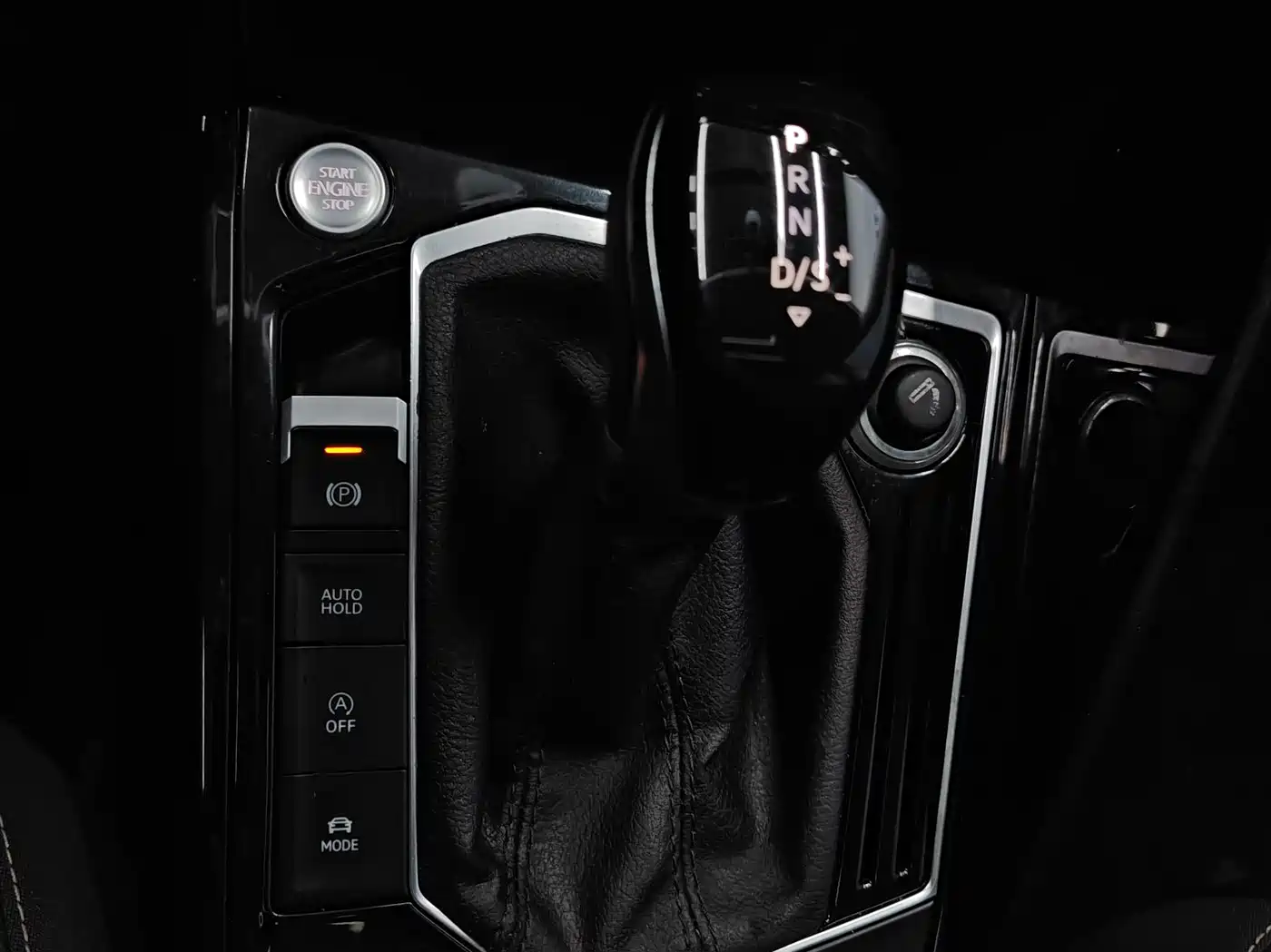 Volkswagen Tayron 2020 330TSI 2WD Luxury Smart Edition фото 24