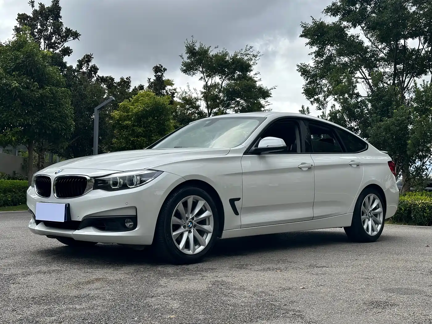 BMW 3 Series GT 2018 320i Fashion