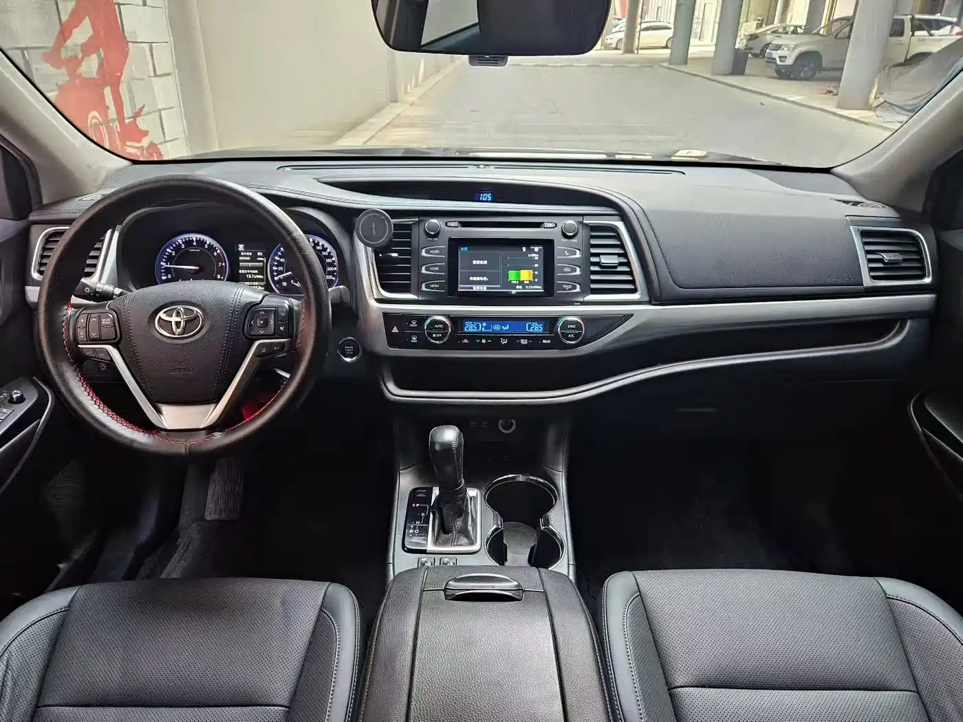 Toyota Highlander 2018 2.0T 4WD Luxury 7-seater China VI фото 8