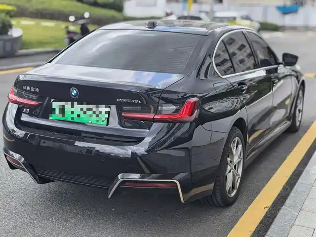 BMW i3 2022 eDrive 35 L — фото 5