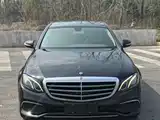 صورة 2 - Mercedes-Benz E-Class