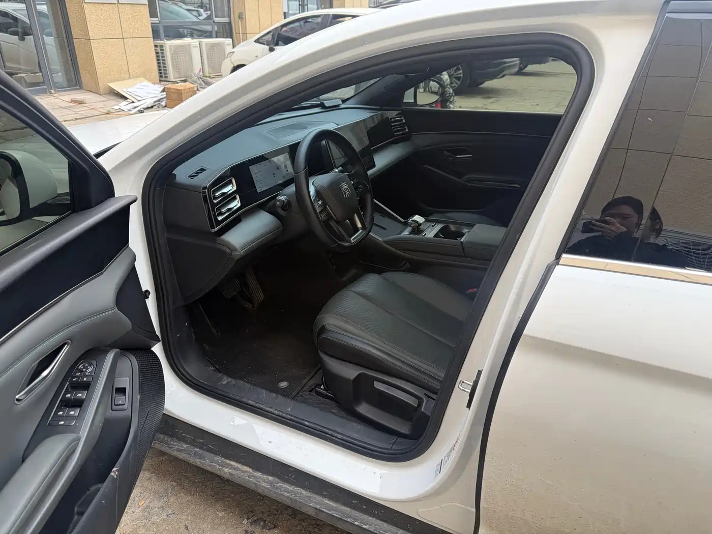 BYD Qin L 2025 DM-i Smart Drive Edition 80KM Leading фото 5