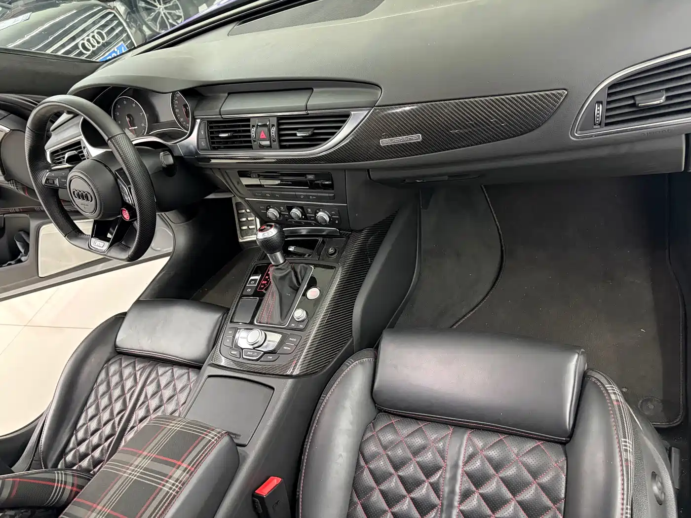Audi A6 (Import) 2018 3.0T allroad quattro фото 5