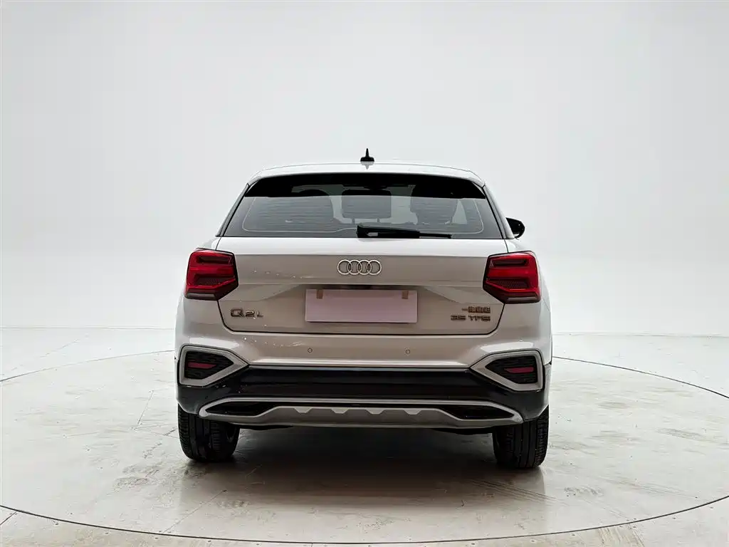 Audi Q2L 2022 35 TFSI Fashion Elegance фото 5