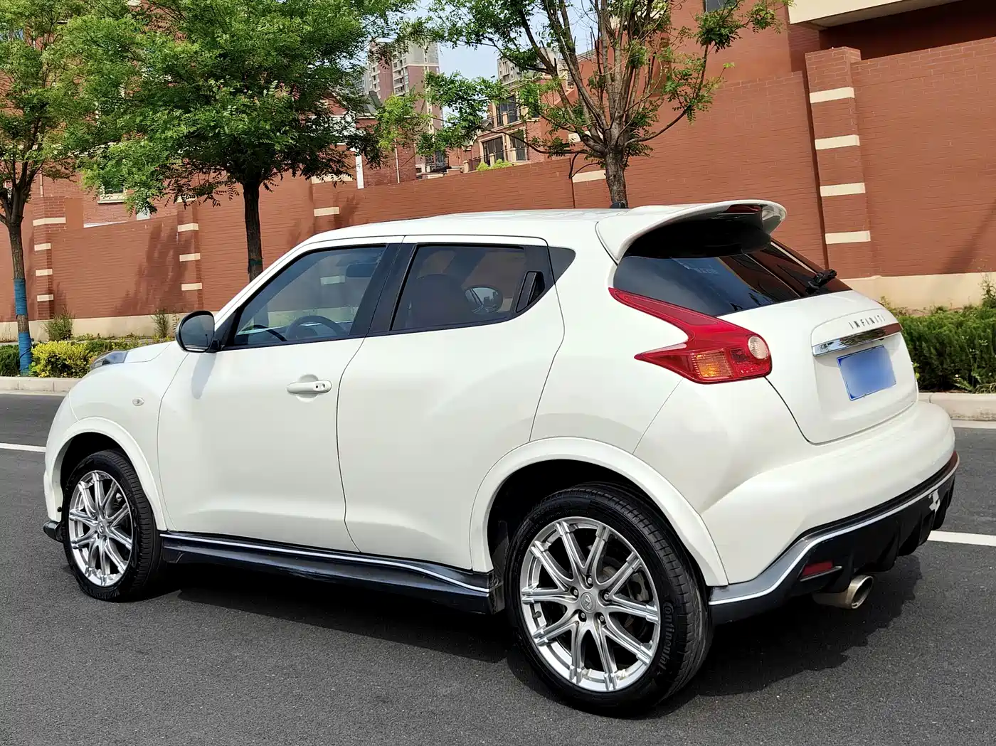Infiniti ESQ 2018 2014 1.6L Free Edition