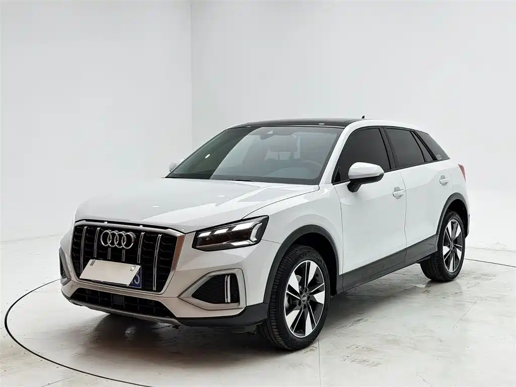 Audi Q2L 2022 35 TFSI Fashion Elegance