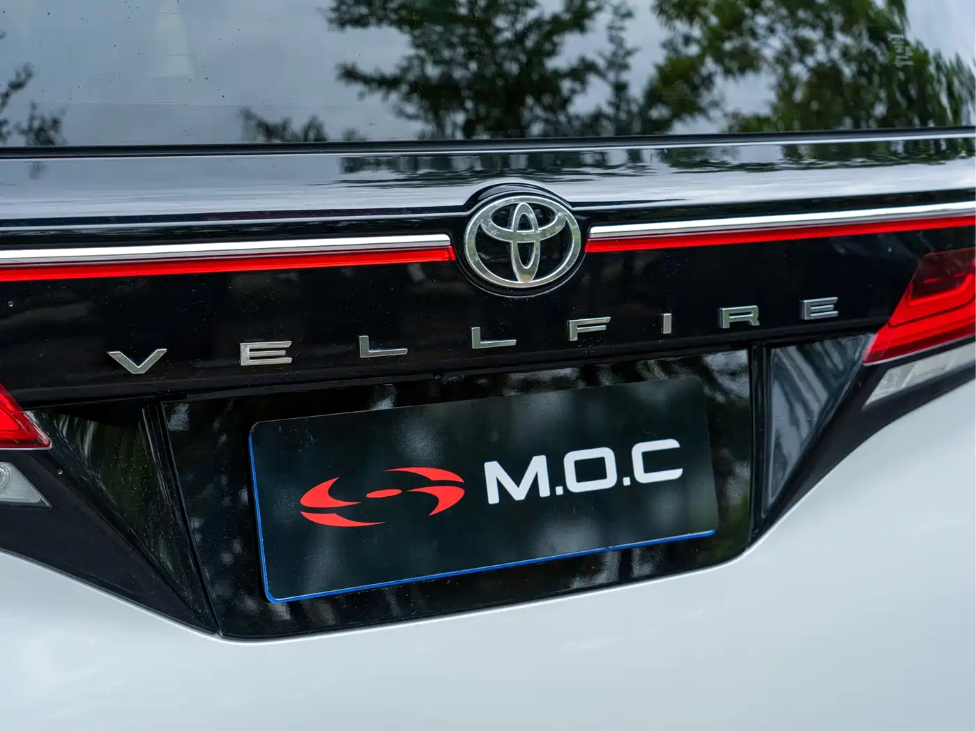 Toyota Vellfire 2024 Crown Hybrid 2.5L Executive Premium Edition фото 12