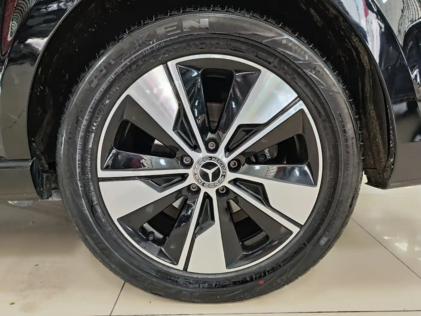 Mercedes-Benz V-Class 2021 V 260 L Long Wheelbase Premium Edition фото 27
