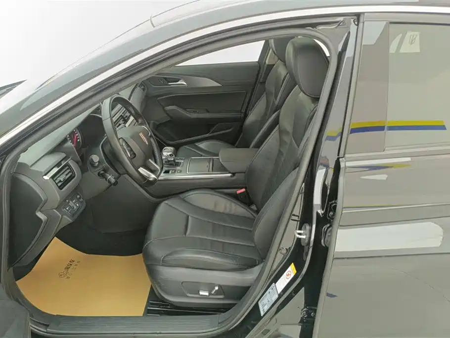 Hongqi H5 2020 1.8T Automatic Smart Connection Qi Rhythm Edition фото 9