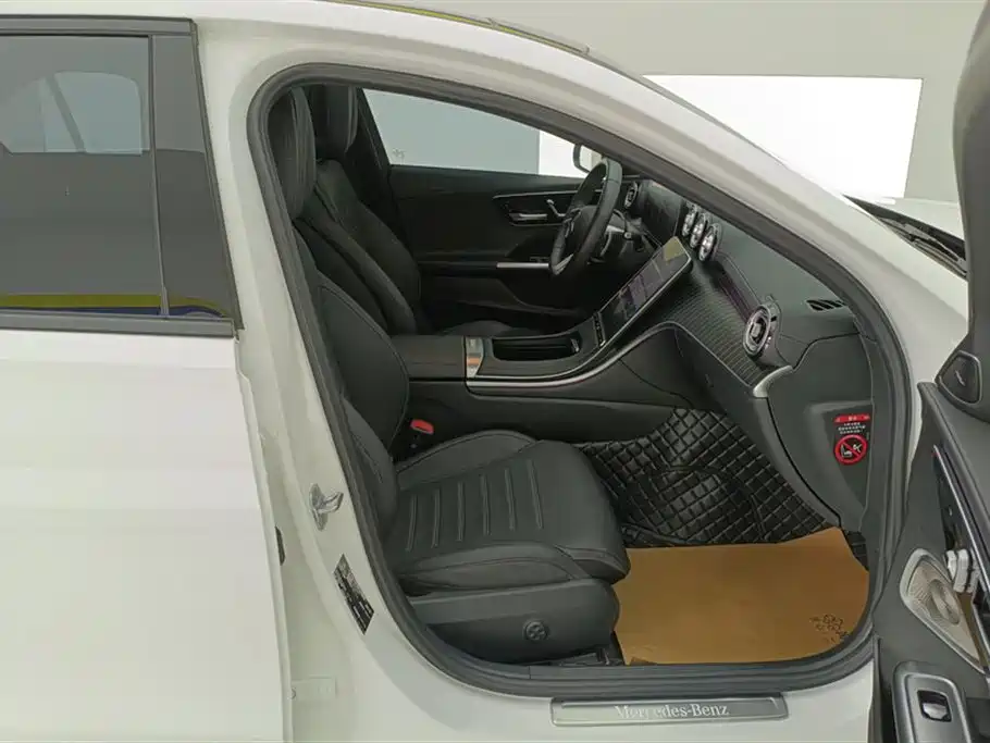 Mercedes-Benz C-Class 2024 Facelift C 260 L Moonlight Sport фото 8