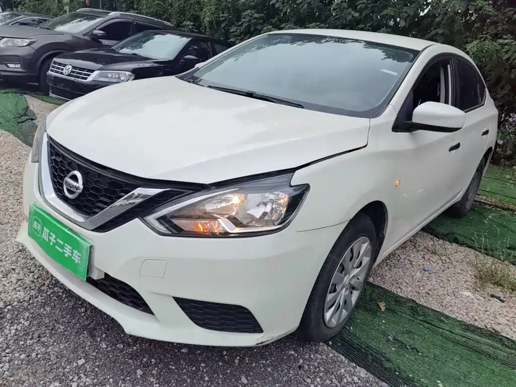 Nissan SYLPHY, миниатюра 2
