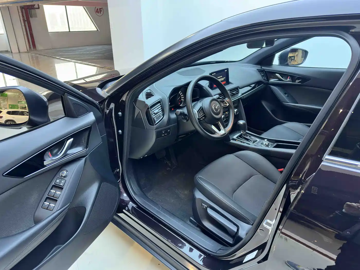 MAZDA CX-4