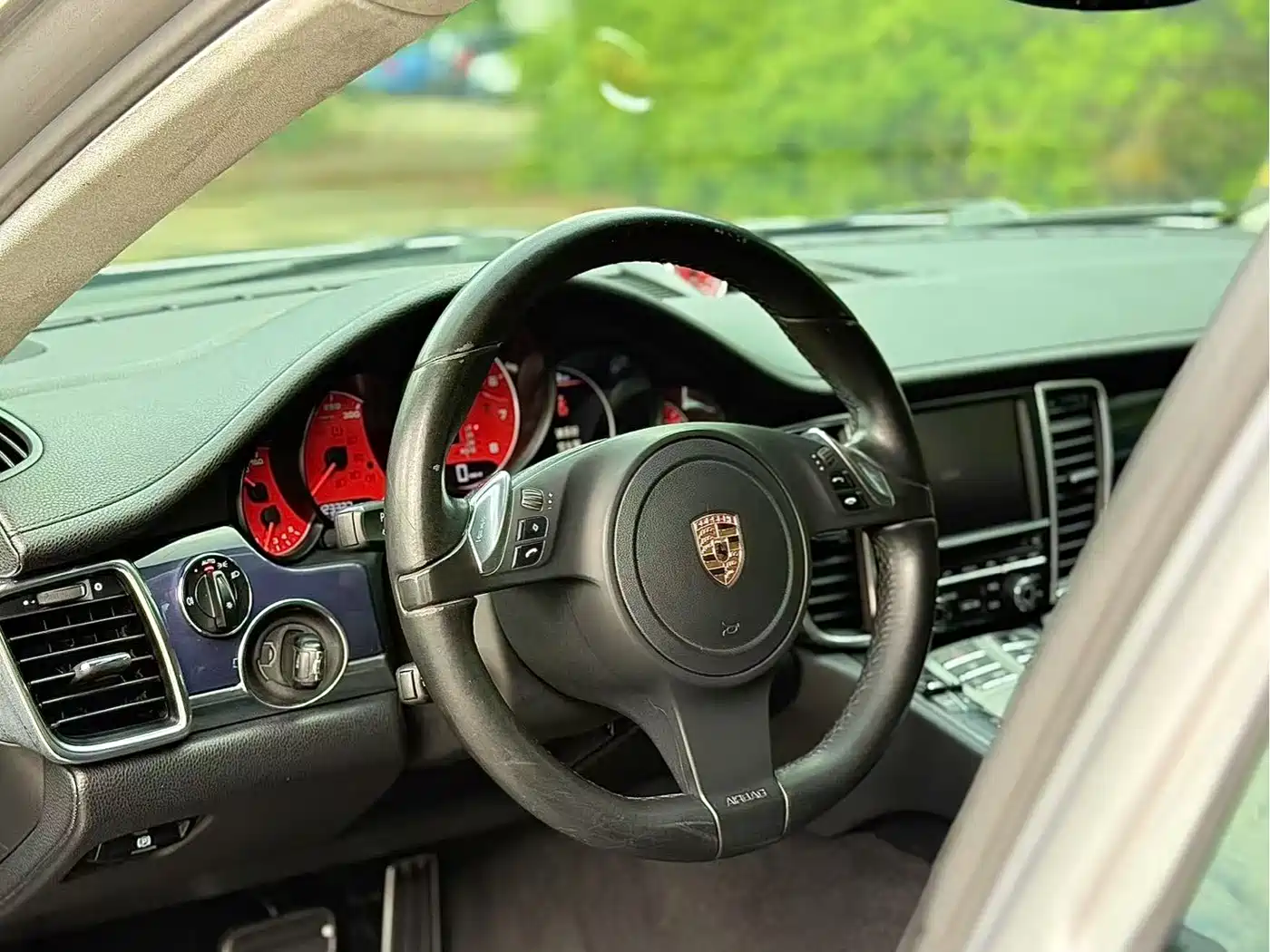 Porsche Panamera 2010 Panamera 4 3.6L фото 17
