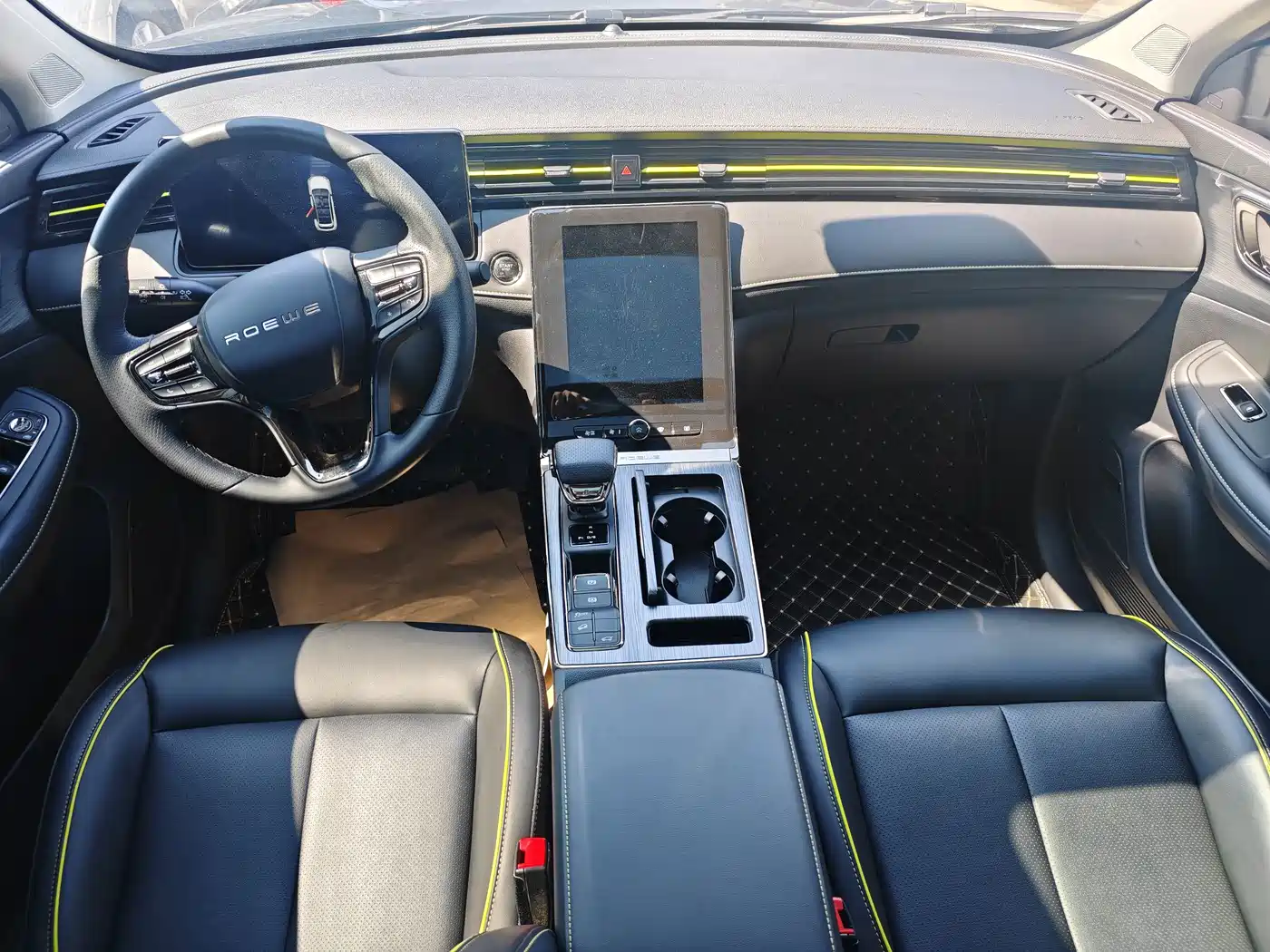Фото 6 - Roewe RX5