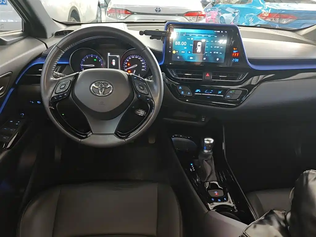 Toyota IZOA 2018 2.0L Yichi Edition China V фото 10